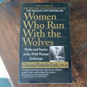 Women Who Run With the Wolves Book by Clarissa Pinkola Estes